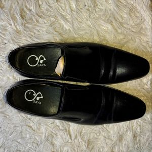 ALDO Saya Designer Black  mens shoes Size 11 in excellent condition.